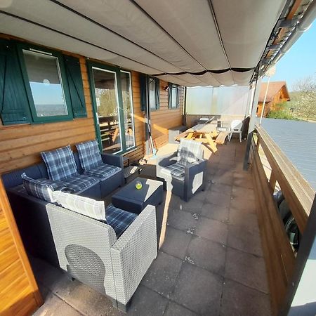 Location Type Gite, Chambre D'Hote, Meuble De Tourisme Dans Joli Petit Chalet Typique Et Ou Jolie Roulotte Type Boheme Waldighoffen Luaran gambar