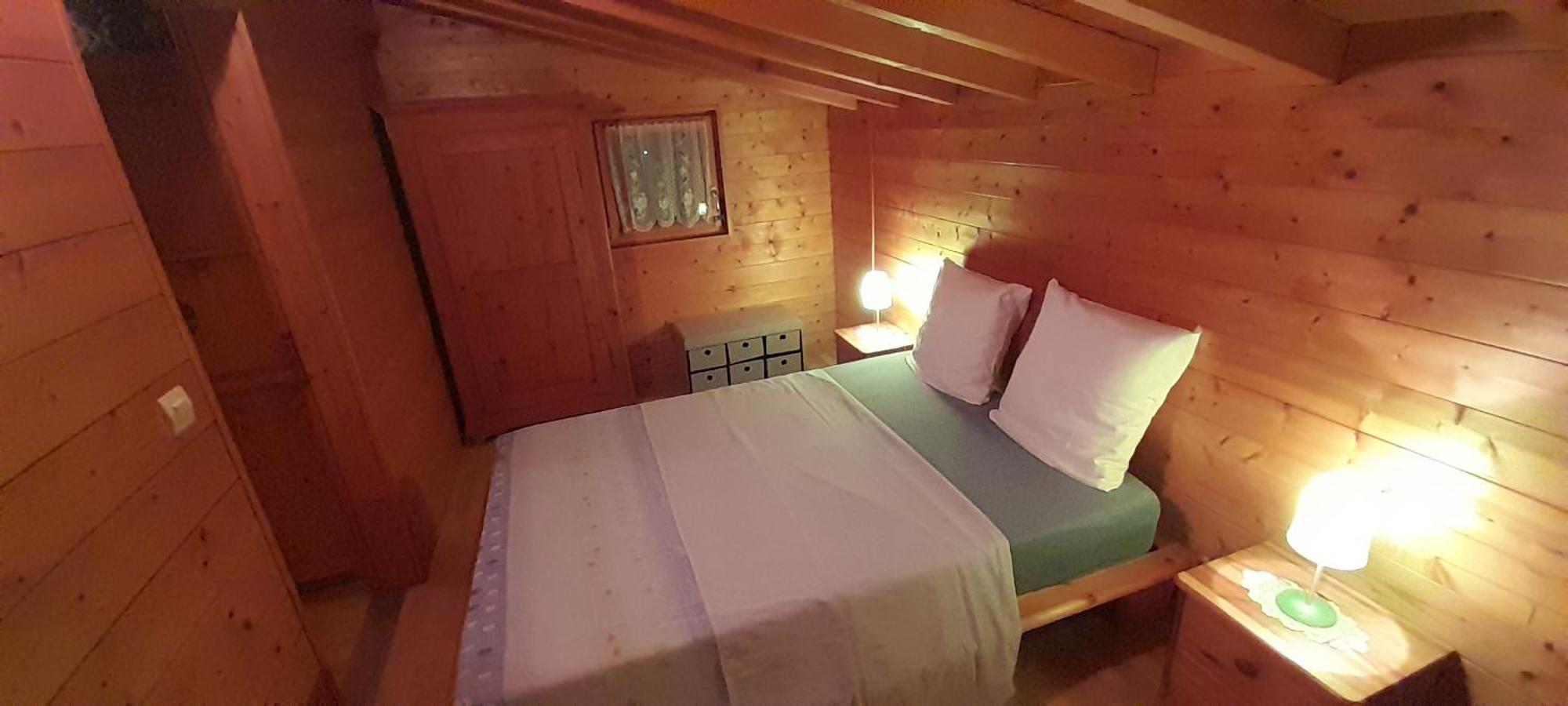 Location Type Gite, Chambre D'Hote, Meuble De Tourisme Dans Joli Petit Chalet Typique Et Ou Jolie Roulotte Type Boheme Waldighoffen Luaran gambar