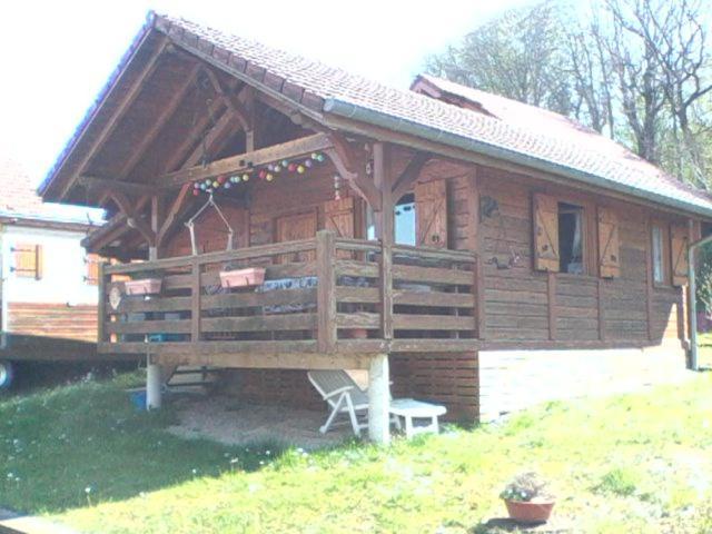 Location Type Gite, Chambre D'Hote, Meuble De Tourisme Dans Joli Petit Chalet Typique Et Ou Jolie Roulotte Type Boheme Waldighoffen Luaran gambar