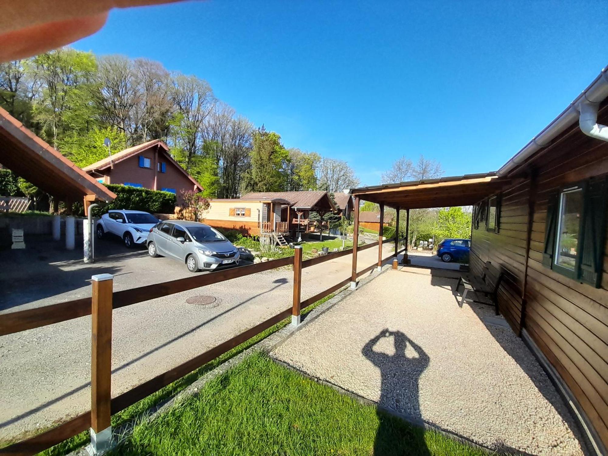 Location Type Gite, Chambre D'Hote, Meuble De Tourisme Dans Joli Petit Chalet Typique Et Ou Jolie Roulotte Type Boheme Waldighoffen Luaran gambar